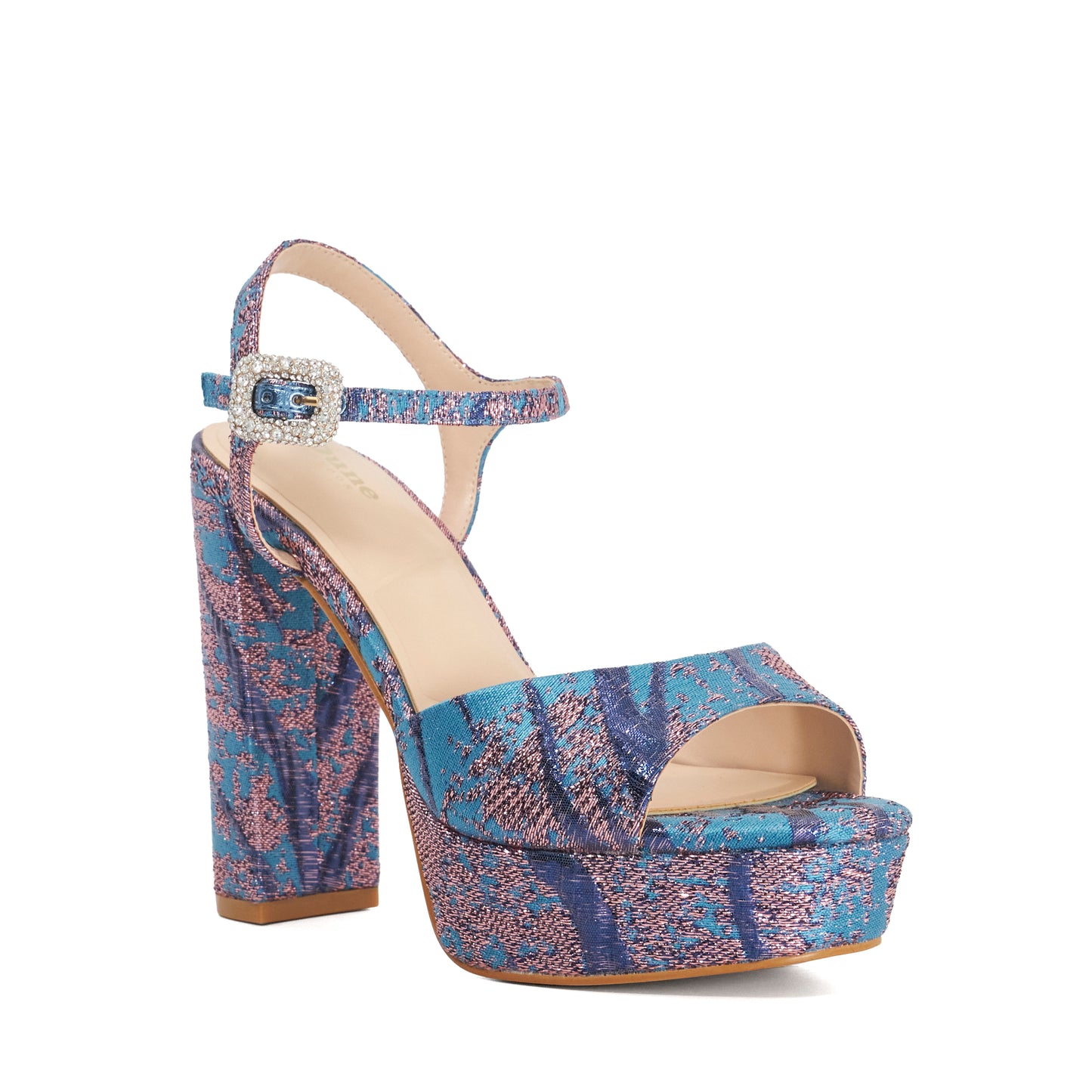 AW25 - MAYCIE